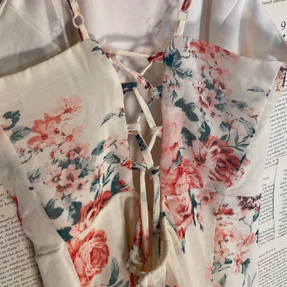 Floral Spring Dress! - Picture 4 of 5